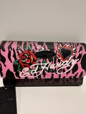 NWT Ed Hardy Large Trifold Wallet with CVS, ID, Coins and Bill Slots.